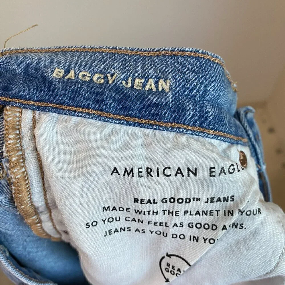 American Eagle Baggy Jean Cutoff Shorts Size 0